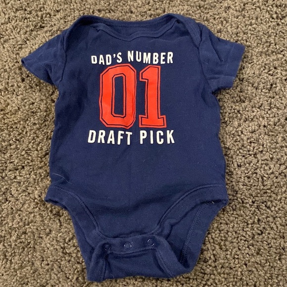 ♦️5 for $15♦️0-3 boys baby football “dads #1 draft pick” body suit - Picture 1 of 2